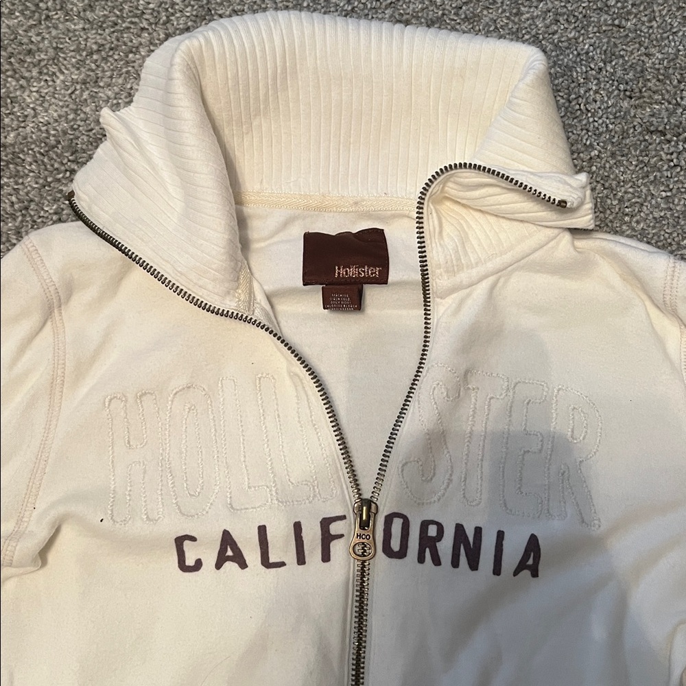 Vintage white Hollister Zip-Up jacket - Picture 2 of 3